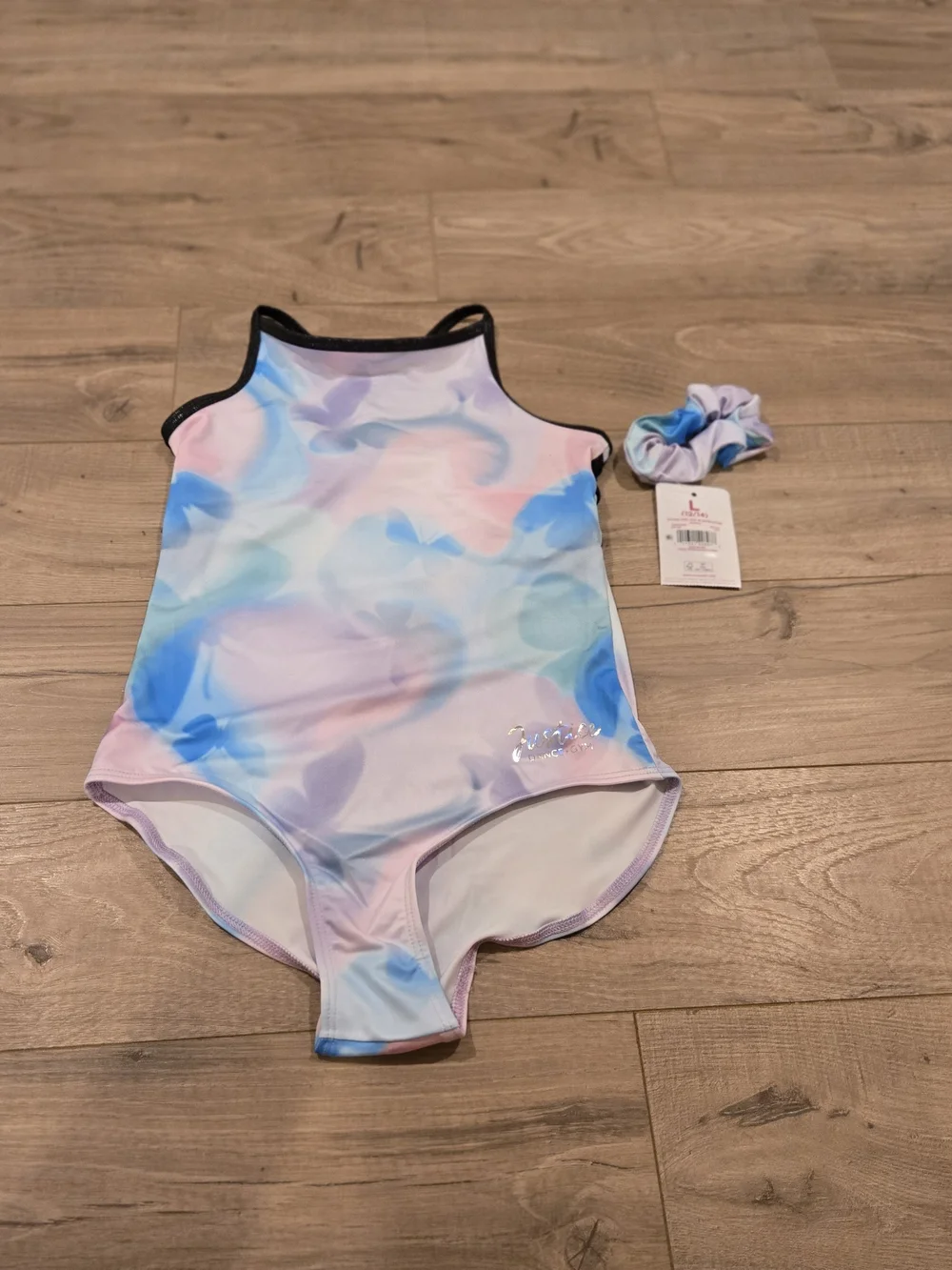 NWT Justice Girls Butterfly Cloud Dye Leotard & Scrunchie Set Size LG (12-14)